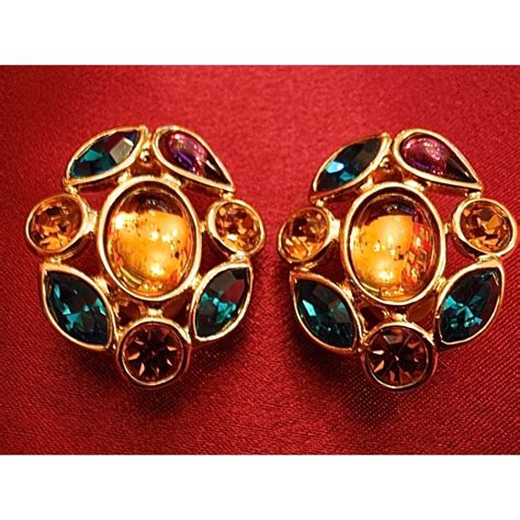 Boucles d'oreilles Yves Saint Laurent 